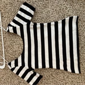 Guess Crop Top Small